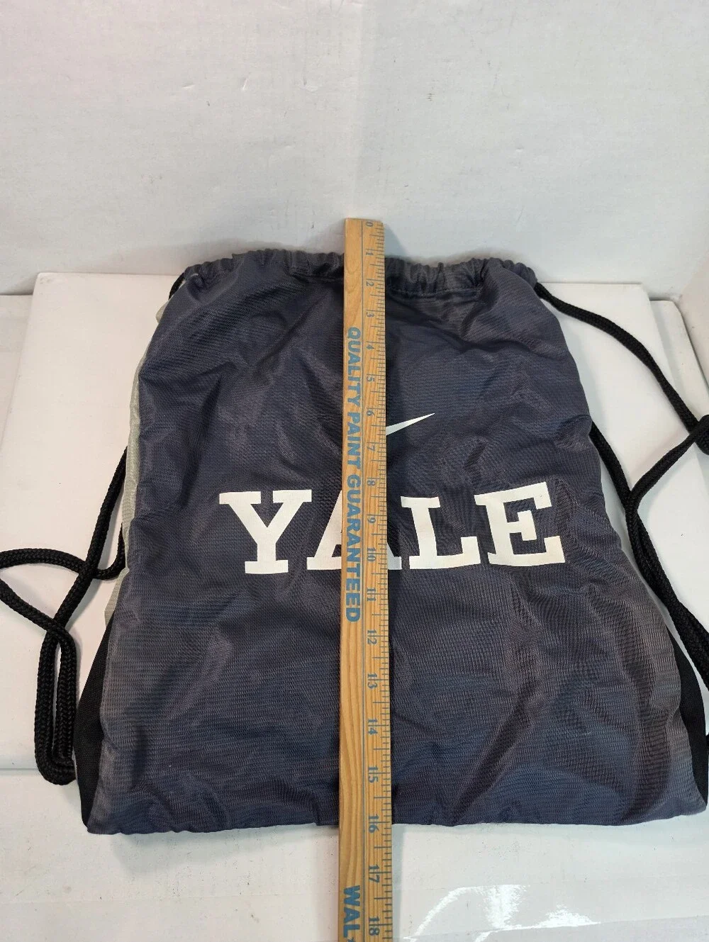 Yale Bulldogs MSCT 800B Nike Drawstring Backsack